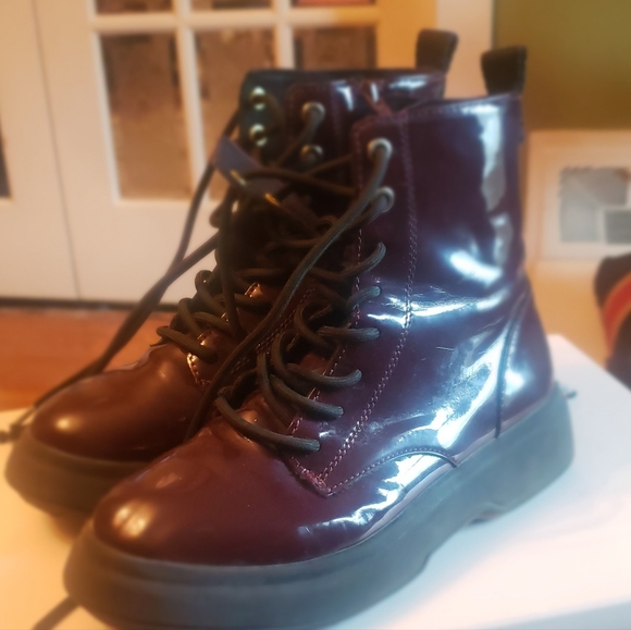 ZARA KIDS Patent Leather Boots - Picture 4 of 5